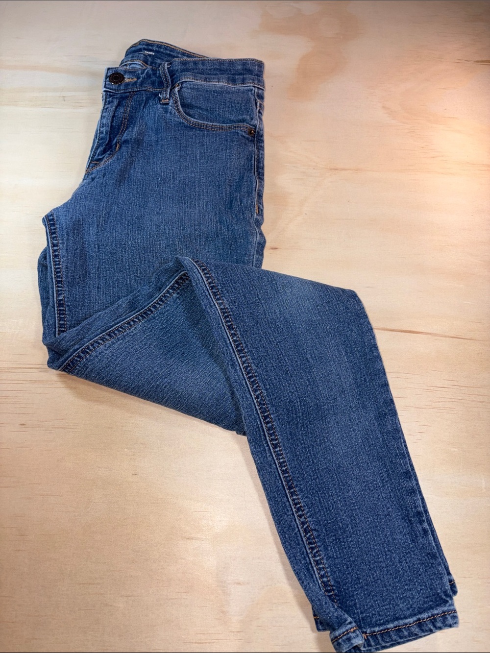 Light Wash Mid-Rise Super Skinny Denim Sz 4